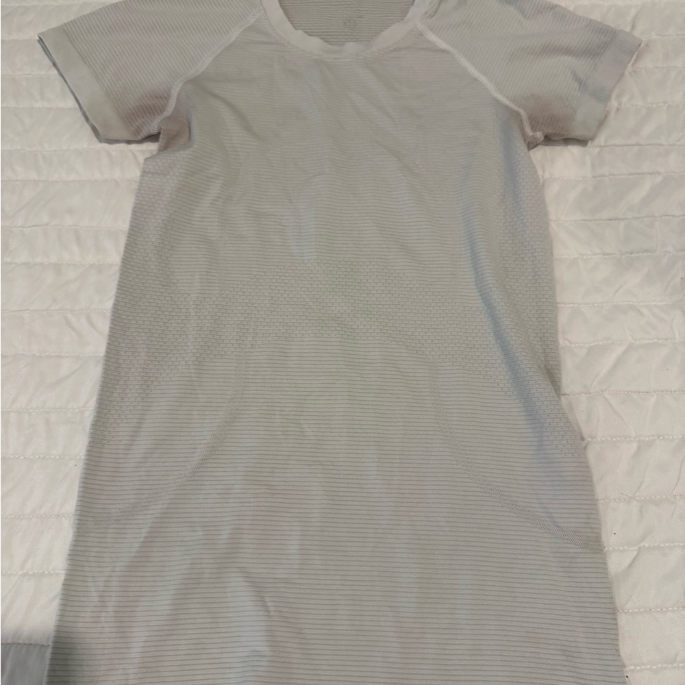 lululemon athletica Women's Short-Sleeve Ribbed Tee in Light Gray